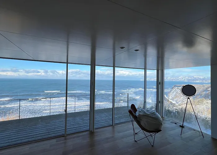 Cliff House Morai